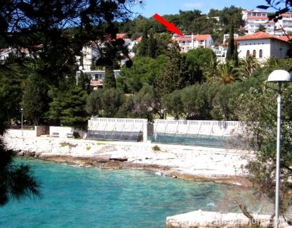 APPARTEMENTS TAMARA, logement priv&eacute; &agrave; Hvar, Croatie - pogled s mora na objekt